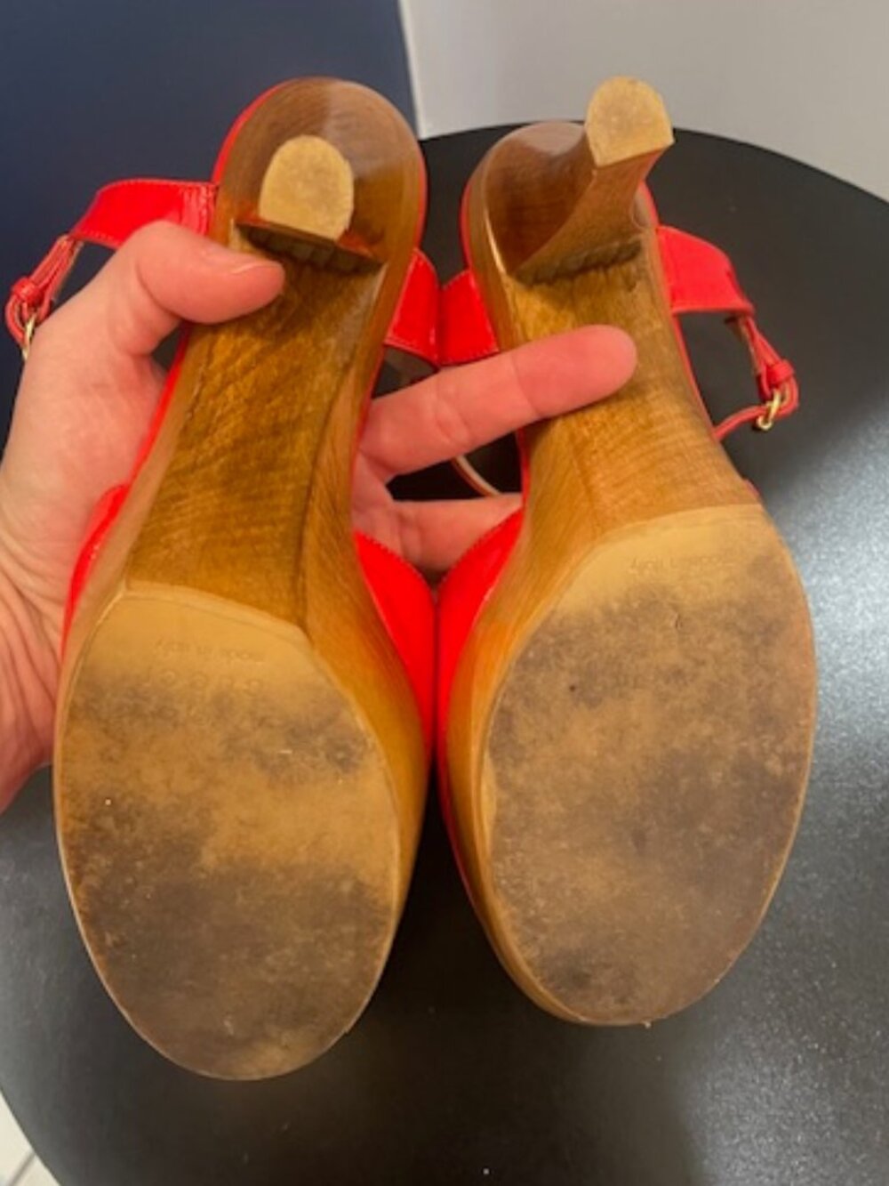 TITLE: Gucci Red/Orange Patent Platform Heels EU 36 Y2K Wooden Heel Pumps - Picture 8 of 14